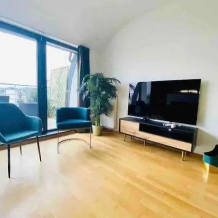 Apartamento Penthouse 2 Bedrooms In Center With Parking - 51 *