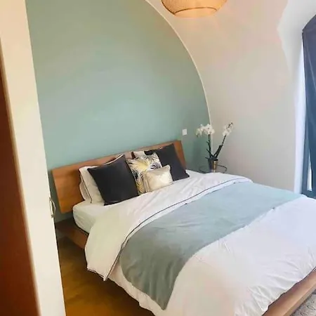 Penthouse 2 Bedrooms In Center With Parking - 51 Apartamento